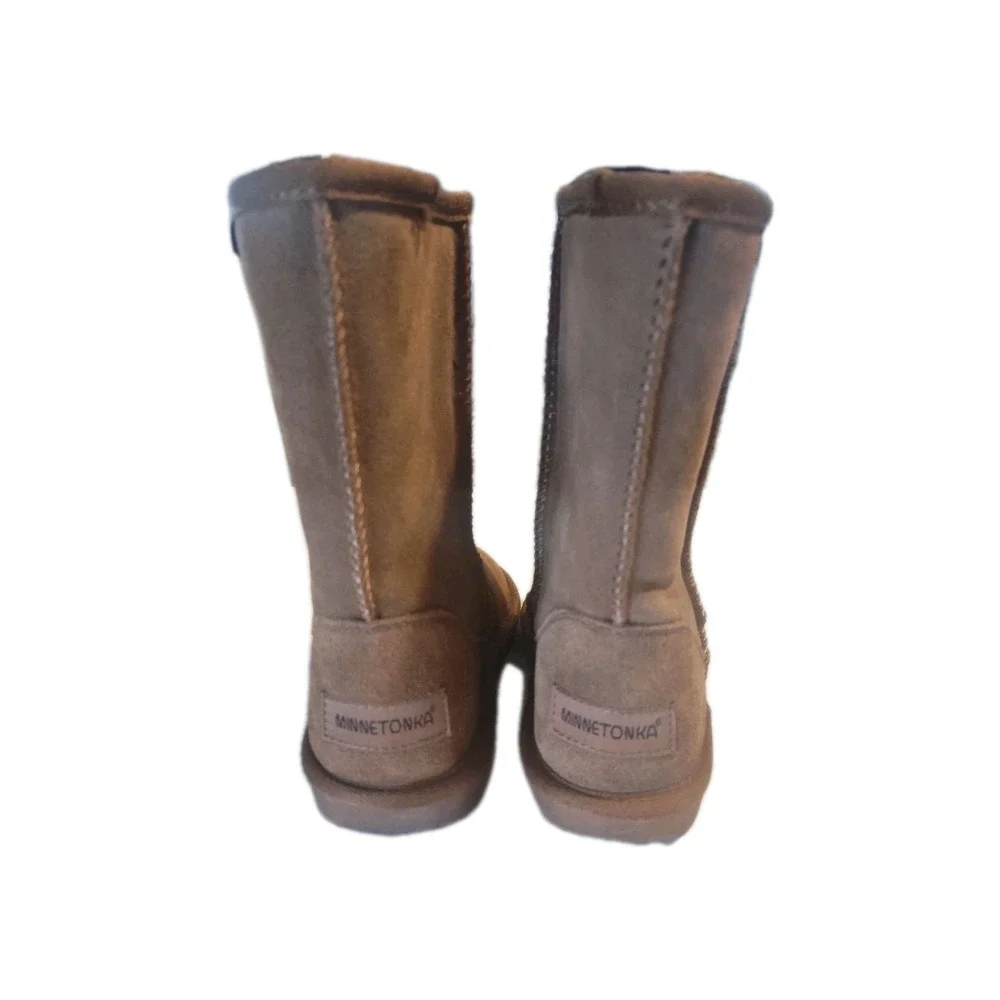 Minnetonka Olympia Short Sheepskin Leather Boots | Women's 6m